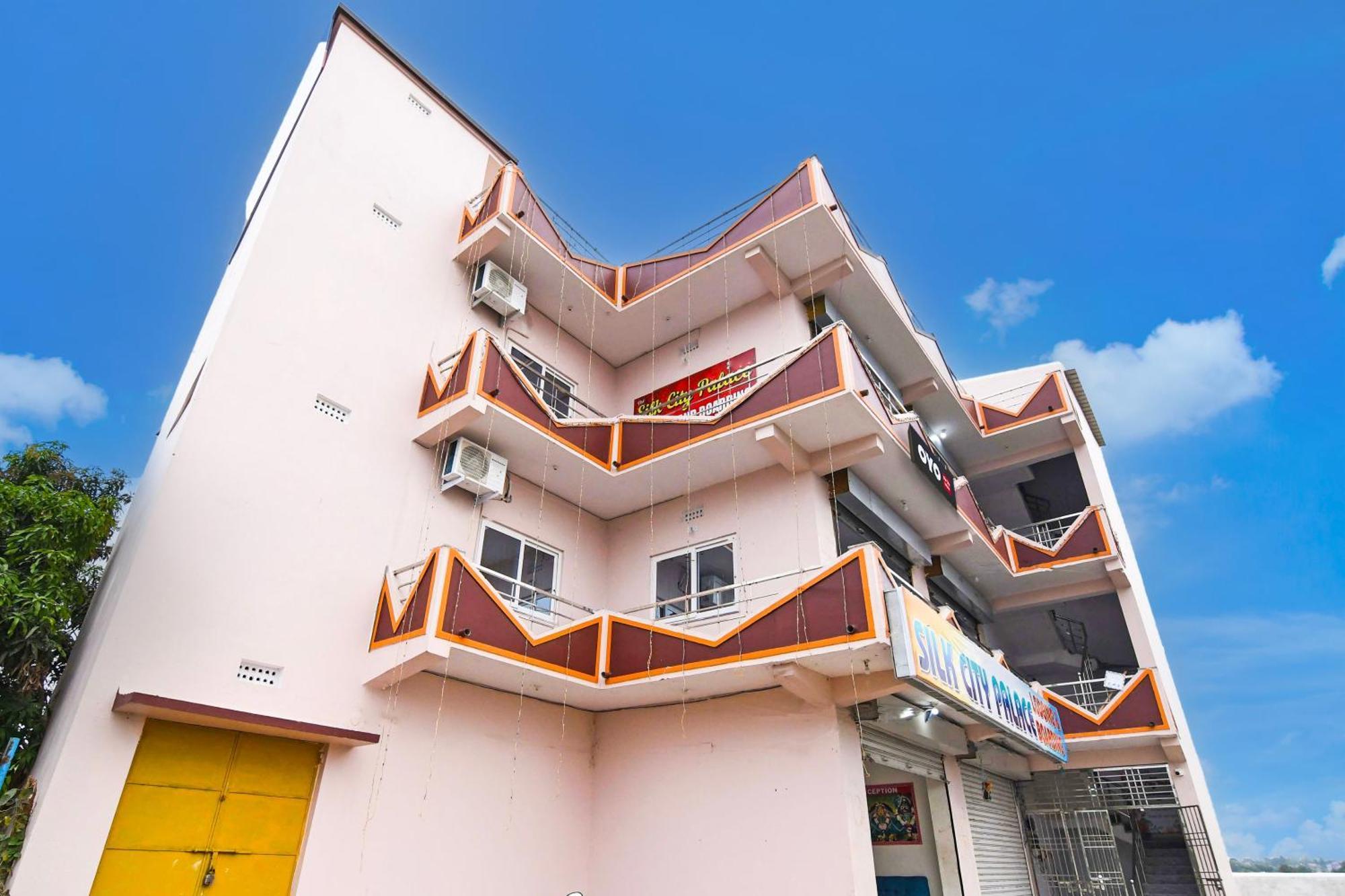 Hotel O Silk City Palace Brahmapur Exterior photo